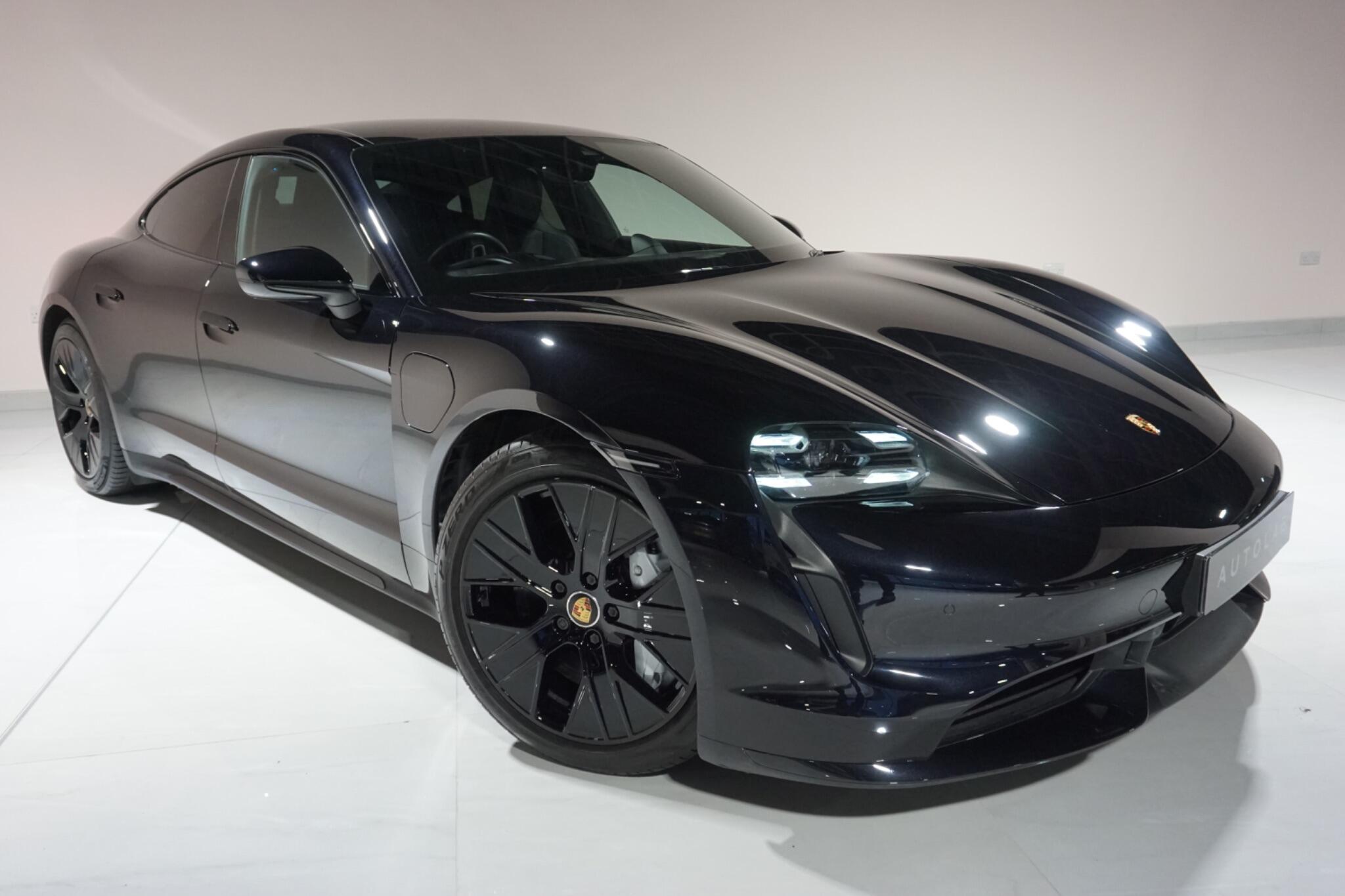 Porsche Taycan Performance Plus 93.4kWh Turbo Saloon 4dr Electric Auto 4WD (680 ps)